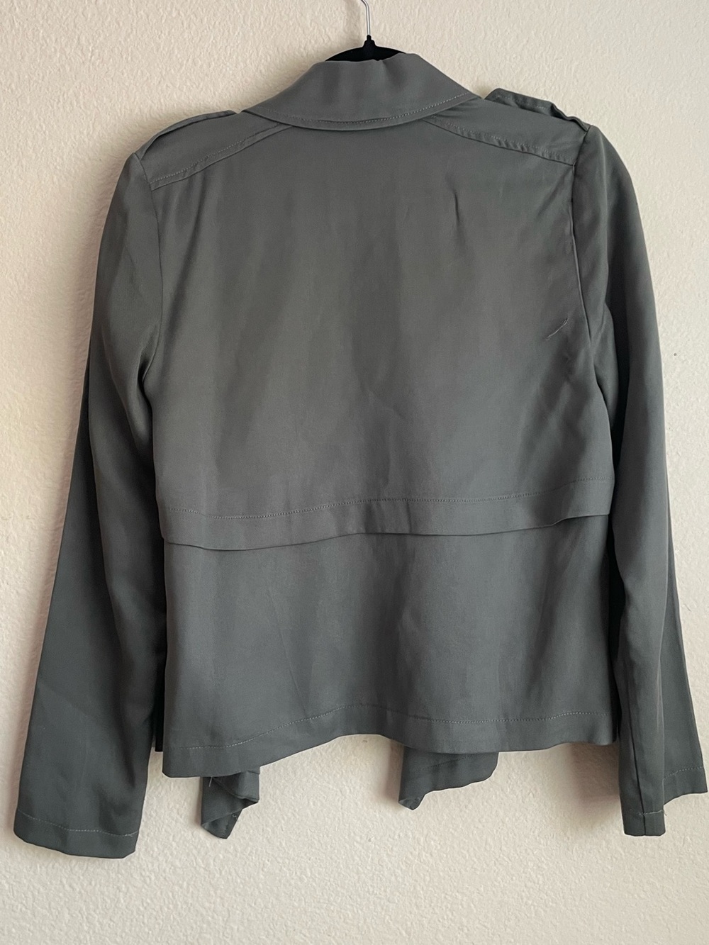 BB Dakota Grey Draped Trench Jacket - size small - Picture 2 of 4